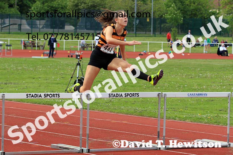 Women and Girls hurdles, 2022 North Eastern Track and Field Champs., Middlesbrough. David T. Hewitson/Sports for All Pics